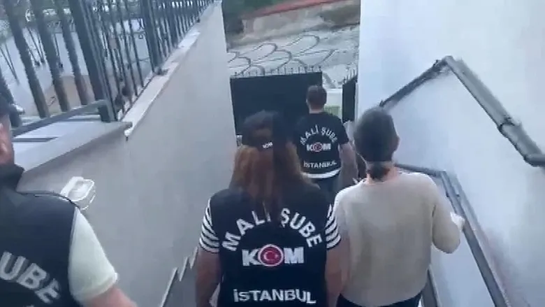 son-dakika-uskudar-belediye-baskani-sinem-dedetas-gozaltina-alindi-1785307278462.jpeg