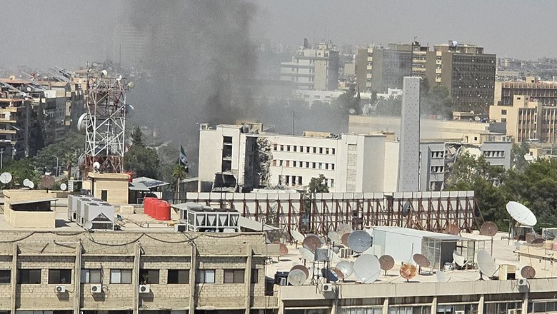 Soykırımcı İsrail Suriye’ye saldırdı! Genelkurmay ve Cumhurbaşkanlığı hedef alındı