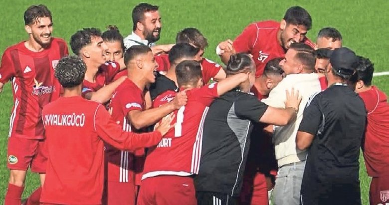 Ayvalıkgücü uzun atladı