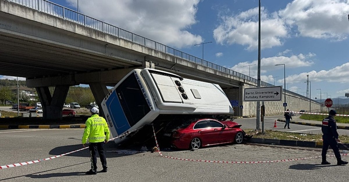 Bartın'da can pazarı! 46 öğrenci yaralandı