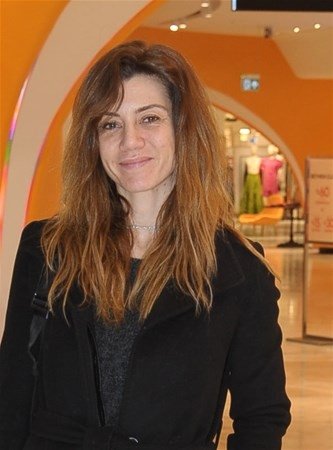 elcin sangu nun bu hali sasirtti iste unlulerin makyajsiz halleri galeri yeni asir