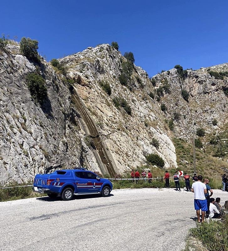 Köpeği ile beraber ölüme yürüdü