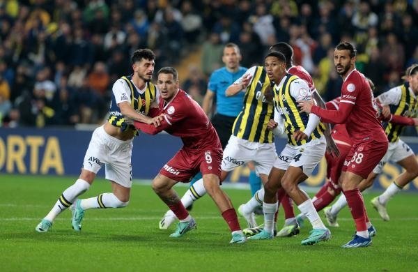 Fenerbahçe evinde rahat kazandı! 4 gol attılar