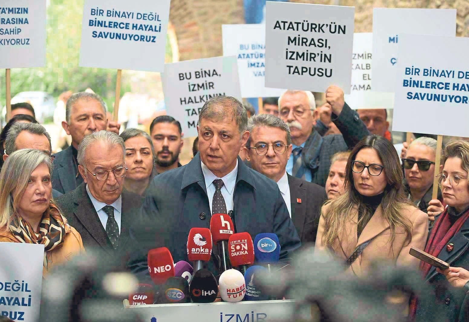 CHP İzmir paramparça!