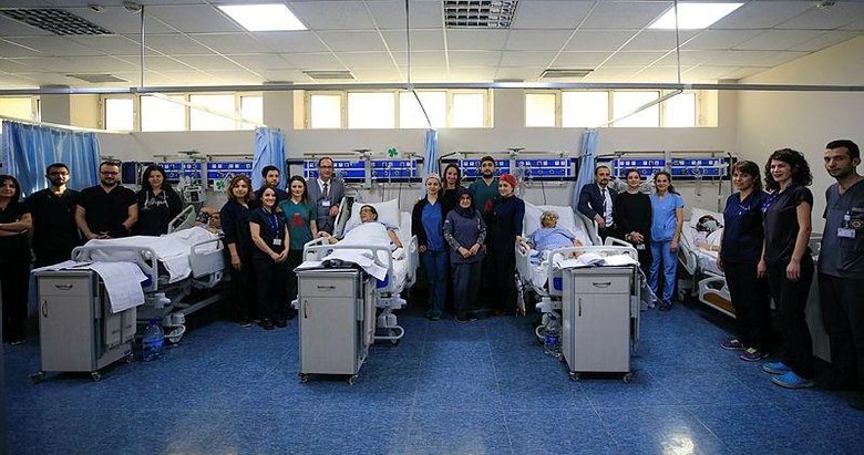 Izmir Ege Universitesi Nde Bir Gunde 4 Karaciger Nakli