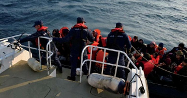 İzmir’de kaçak göçmen operasyonu! 119 göçmen yakalandı