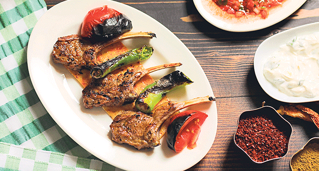 İzmir’de tarihi lezzet: Ateş Ocakbaşı