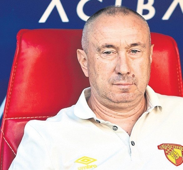 Yenilmez armada Göztepe