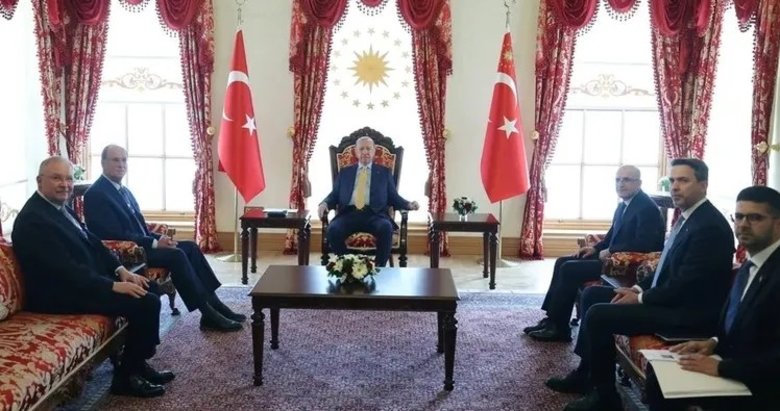 Başkan Erdoğan, WEF Başkanı Fink’i kabul etti