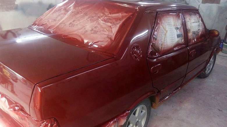 Boyanmak üzere kendisine teslim edilen otomobille ortadan kayboldu