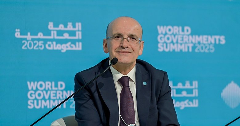 Bakan Şimşek: Türkiye 126 milyar doları kasasına koydu