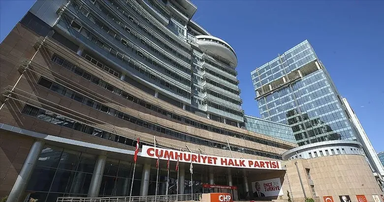 SON DAKİKA: CHP’de yeni arınma süreci! 7 il başkanı görevden alındı