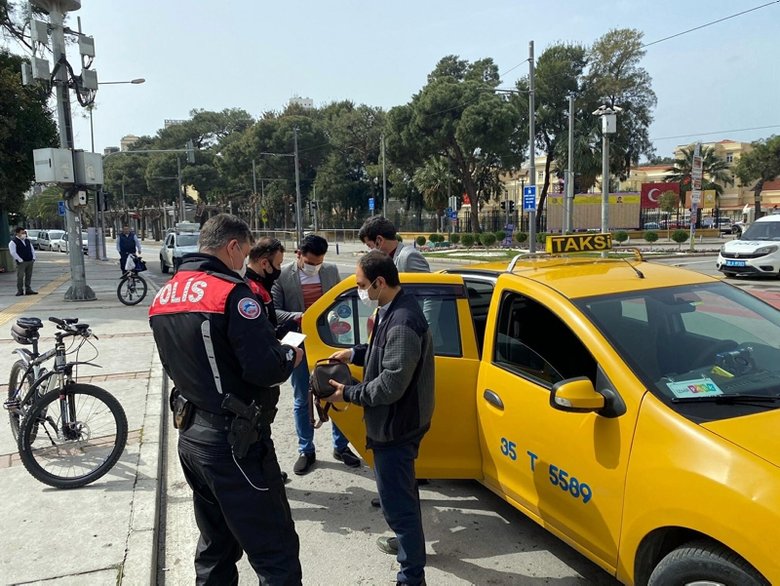 Vaka sayılarının arttığı İzmir’de koronavirüs denetimleri sıklaştırıldı