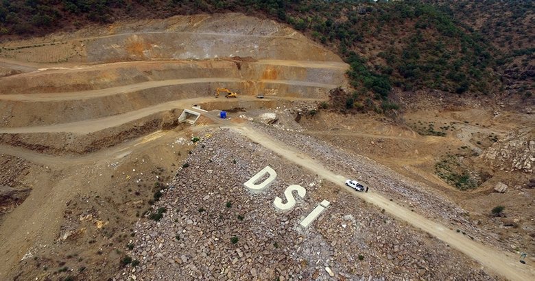 Durhasan Barajı’ndan tarlalara can suyu akacak