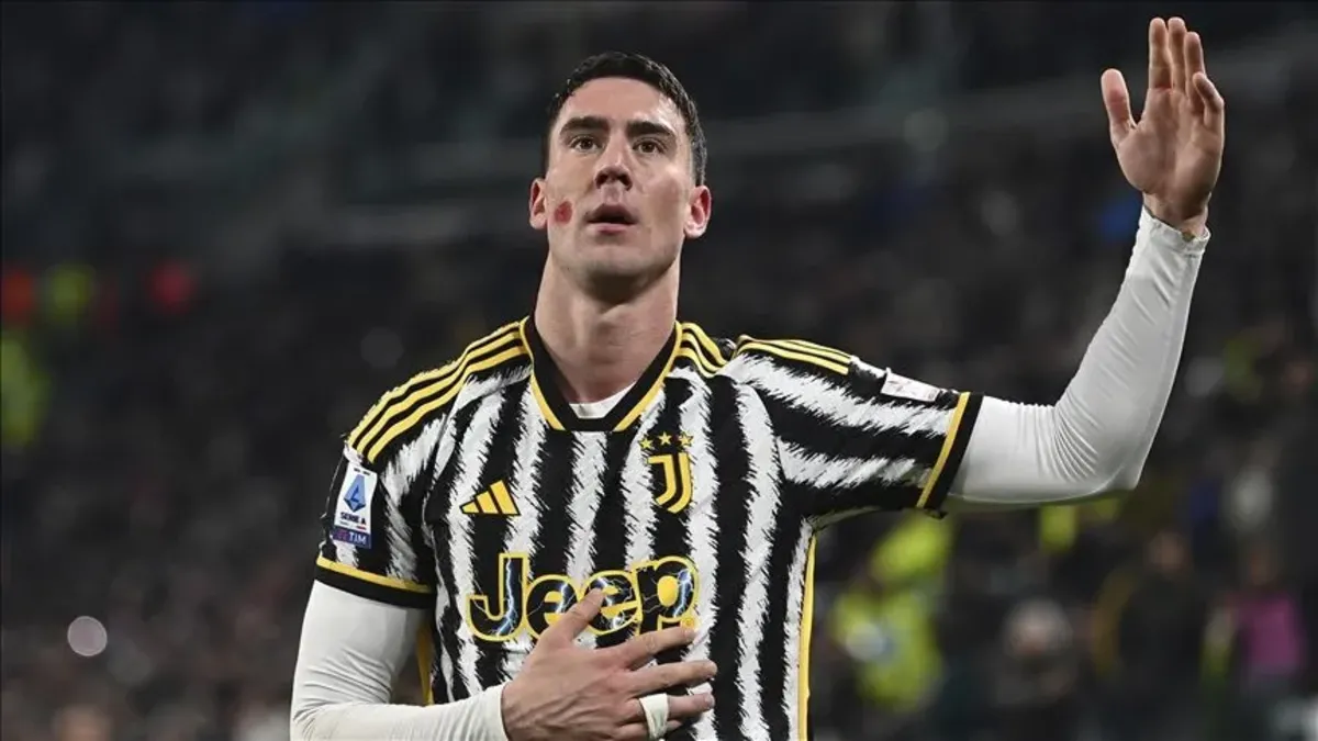 Beşiktaş'tan Büyük Transfer Hamlesi: Dusan Vlahovic Siyah-Beyazlı Formayı Giydi