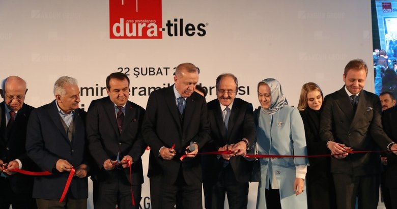 Başkan Erdoğan İzmir’de seramik fabrikası açtı