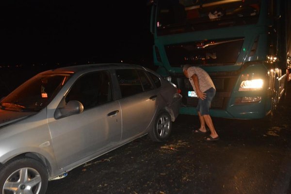 Balıkesir Ayvalık’ta kırmızı ışıkta zincirleme trafik kazası: 1 ölü, 3 yaralı