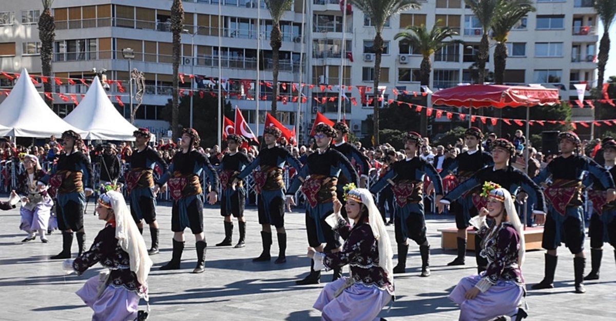 İzmir, Aydın, Denizli, Manisa ve Uşak'ta, 29 Ekim Cumhuriyet Bayramı coşkusu!