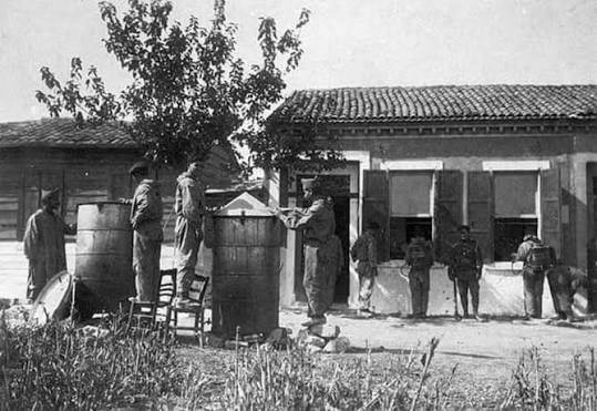 izmirdeki-o-yapi-sasirtti-yillardir-yanindan-geciyordunuz-ama-kimse-ne-oldugunu-bilmiyordu-1787801909883.jpeg