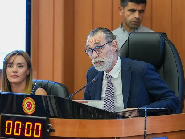 son-dakika-tutuklu-belediye-baskani-erdal-besikcioglunun-esrar-testi-pozitif-cikti-1785843613336.png
