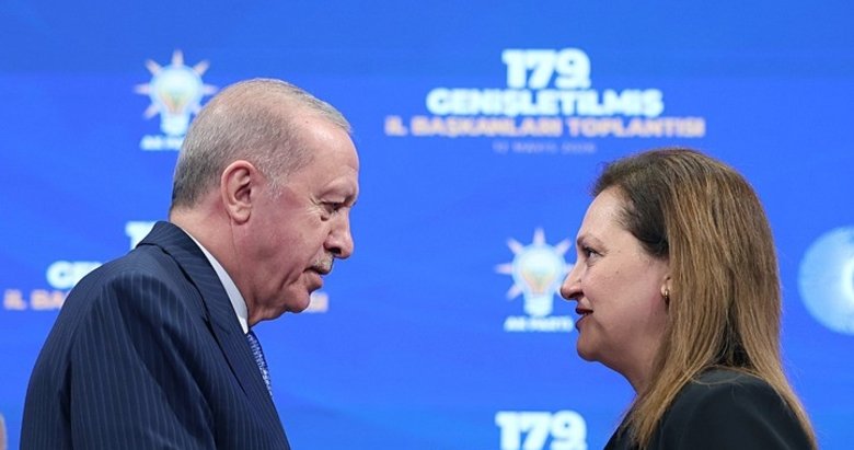 CHP’den istifa eden Burcu Köksal AK Parti’ye katıldı