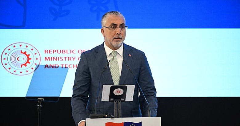 Bakan Işıkhan: Hala en borçlu belediye İzmir