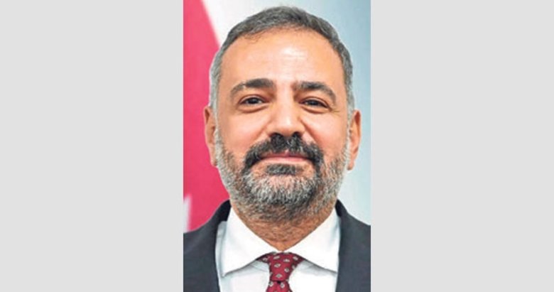 Soyer göreve devam etmeli