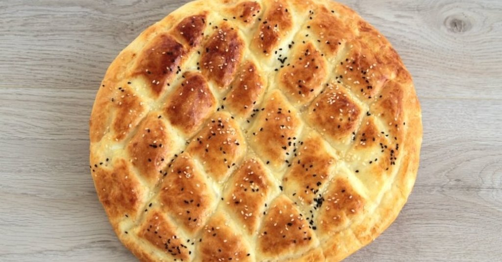 Evde Ramazan pidesi nasıl yapılır? Yumurtalı Ramazan pidesi malzemeleri ve tarifi! İşte evde pide yapılışı...