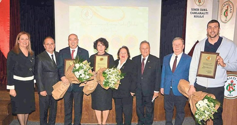 Kentine ve Cumhuriyet’e sahip çıkanlar 20’nci kez ödüllendirildi