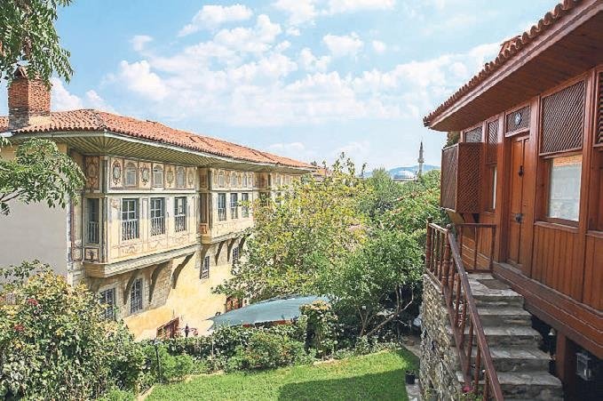 Yaza veda sonbahara merhaba