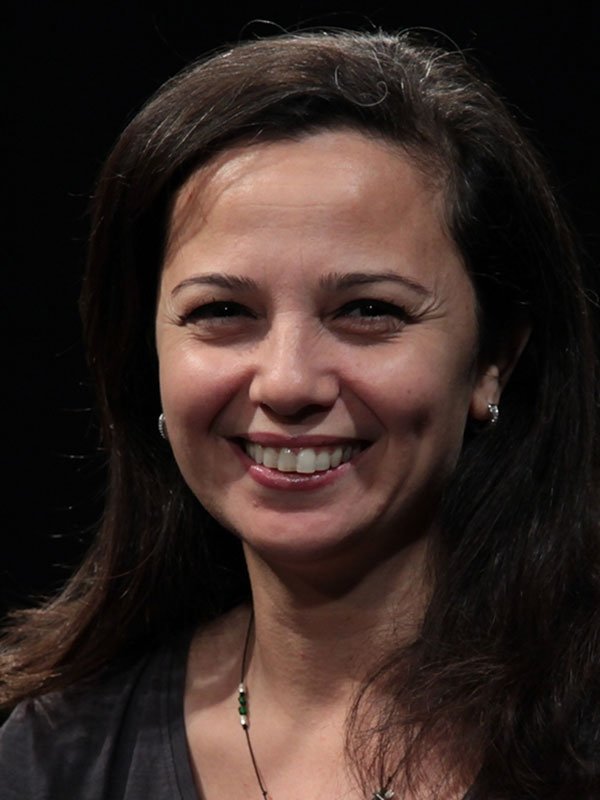 Kaygısızlar dizisinin ’Burcu’su ve ’Eleman’ı yıllar sonra ortaya çıktı! Damla Özen ve Yalçın Avşar bakın şimdi ne yapıyor!