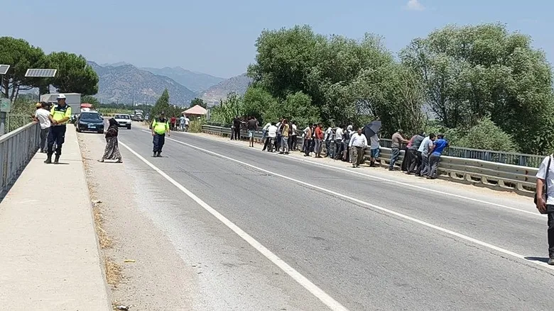 buyuk-mendereste-alarm-90-personel-ve-32-dalgic-onlari-ariyor-1784462060105.jpeg