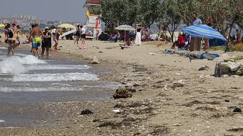canakkale-plajinda-tarihi-muhimmat-bulundu-1786190966454.jpeg
