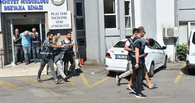 İzmir’de akılalmaz dolandırıcılık yöntemi! Deprem hasarlı aracın şasi numarasıyla...