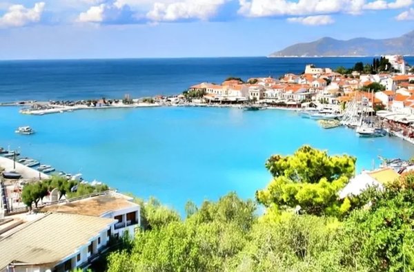 yaz-sicaklari-bastirdi-izmir-sicaklarinda-icinizi-serinletecek-10-iyi-fikir-1780409529795.jpeg