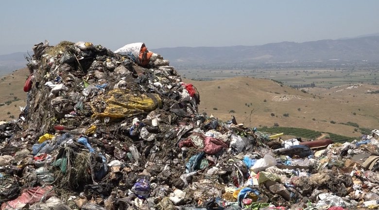 Tire’de mera alanına yapılmak istenen çöp tesisi projesine sert tepki! Büyük zarar verecek