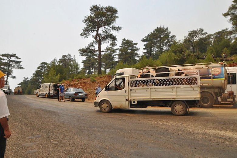 Köyceğiz’de 5 mahalle tedbir amaçlı boşaltıldı