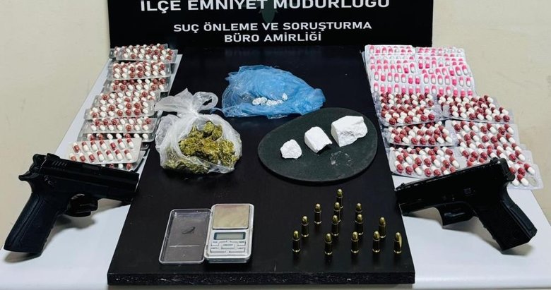 İzmir’de suç makinesi, saklandığı kümeste yakalandı