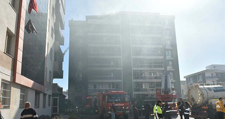 İzmir’de öğrenci yurdu yangını! Bazı öğrenciler dumandan etkilendi
