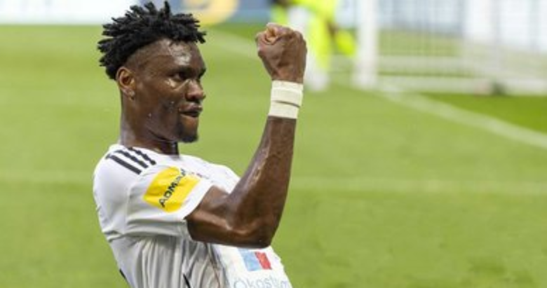 Tranzonspor’dan stoper harekatı