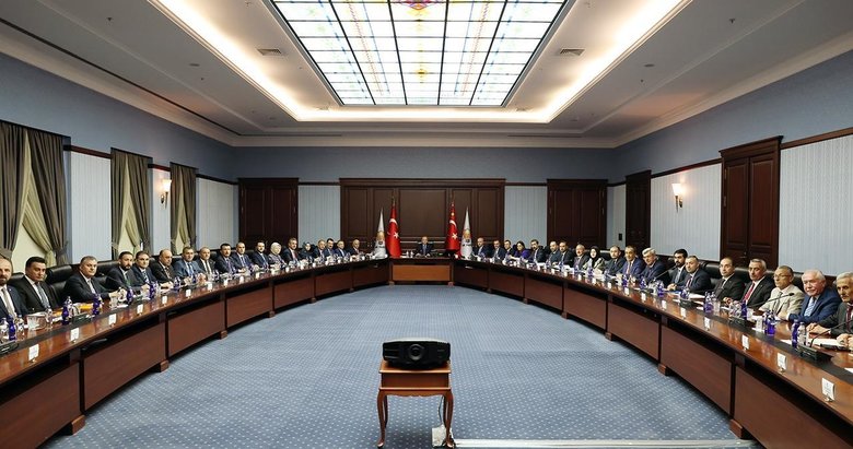 Başkan Erdoğan, AK Parti Ankara İl Teşkilatıyla bir araya geldi
