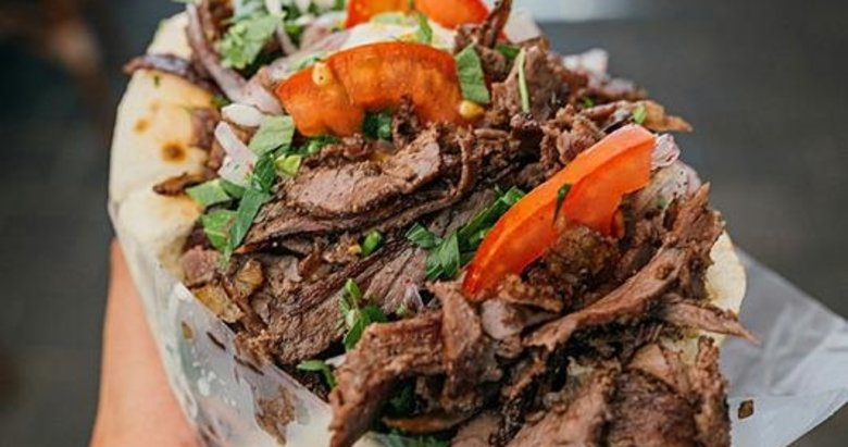 ‘Döner dünyanın en demokratik yemeğidir’