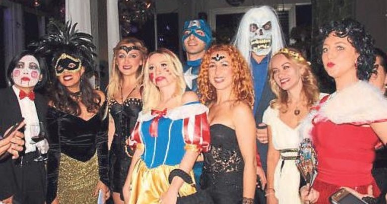 Sandal’dan cadılara Gazze tepkisi