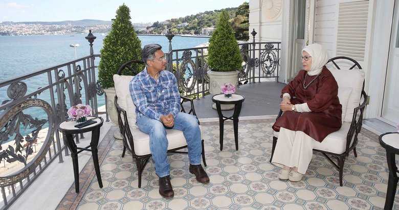 Emine Erdoğan dünyaca ünlü aktör Aamir Khan’ı Huber Köşkü’nde kabul etti
