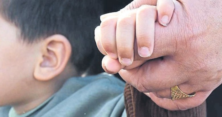 Binlerce çocuk, koruyucu ailelerle yuvasına kavuştu