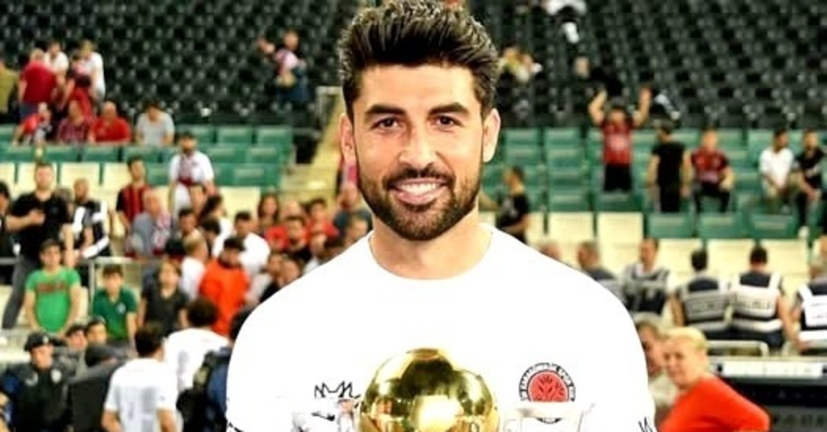 Çesme Belediye’de Ahmet Aras döndü