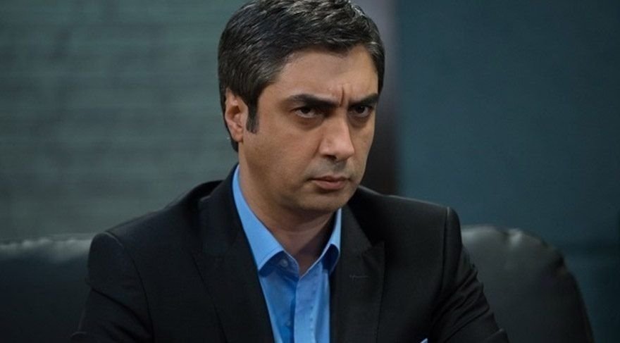 kurtlar vadisi nin deli hikmet i bakin