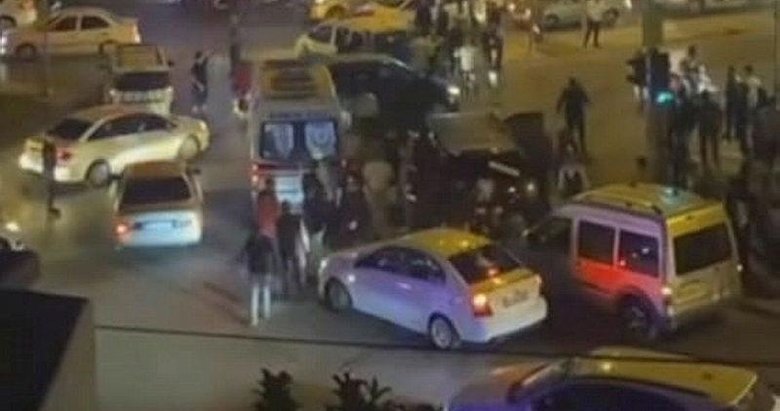 İzmir’deki düğün konvoyunda gelin arabasının önünü kesen çocuk ezildi