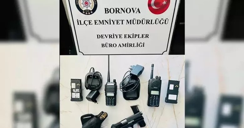 İzmir’de, esnaftan indirimli tamir isteyen sahte polis yakalandı