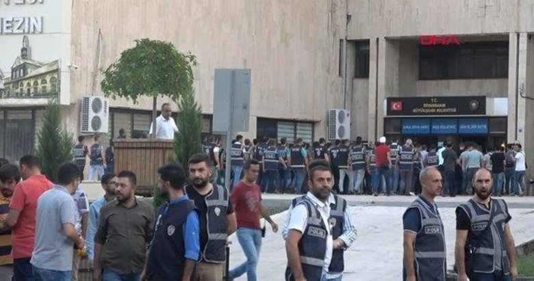 HDP’li Diyarbakır, Mardin ve Van Büyükşehir Belediye Başkanları görevden uzaklaştırıldı